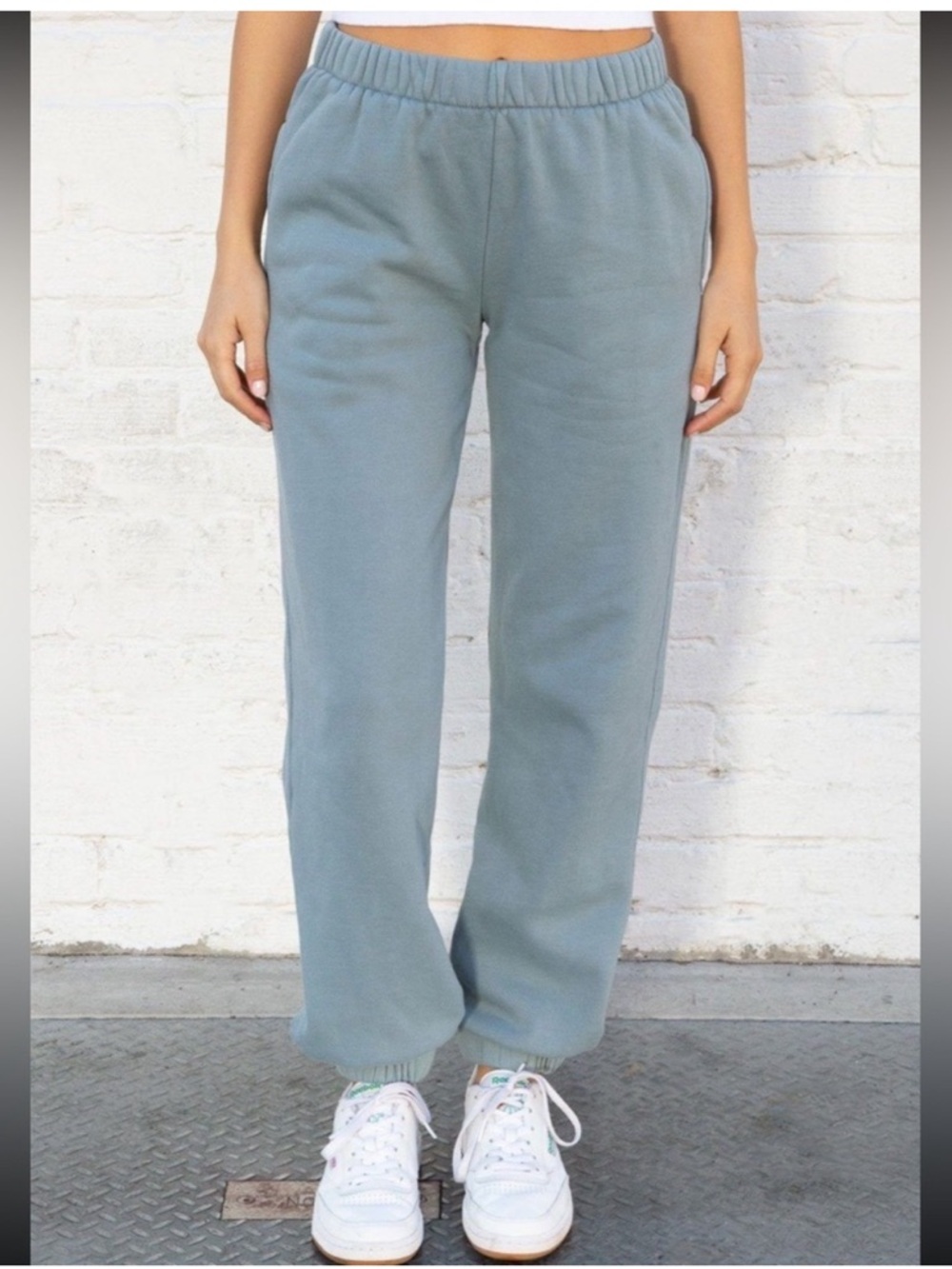 BRANDY MELVILLE/ JOHN GALT Rosa sweatpants✨